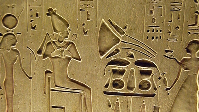 Middle hieroglyphs slave bringing coffee